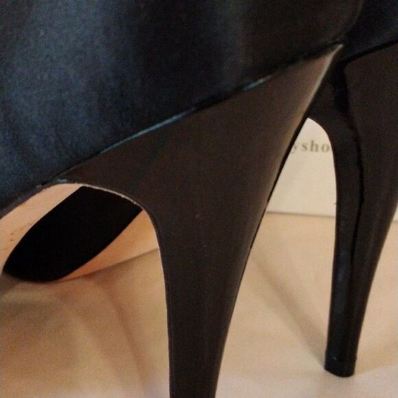 Footcandy Satin Peep Toe Heels - Picture 5 of 10